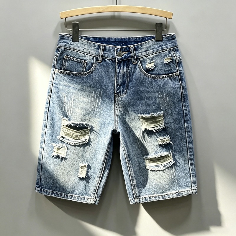 Shorts Denim Frayed - メンズ韓国風ダメージデニムショーツ、ライトウォッシュ加工、リップド・デストロイ加工ジーンズショーツ、カジュアルストリートウェア、バミューダショーツ、フリンジ加工、穴あき