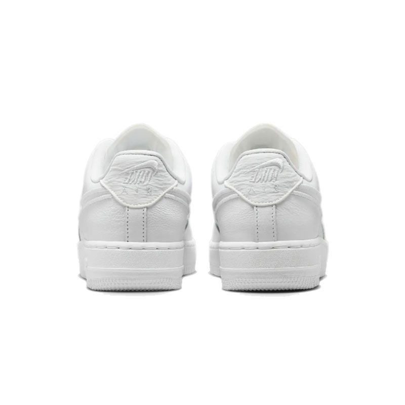 ナイキ エア フォース 1 レディース 滑り止め加工 ロート - Nike Shoes Air Force 1 のレビューと価格