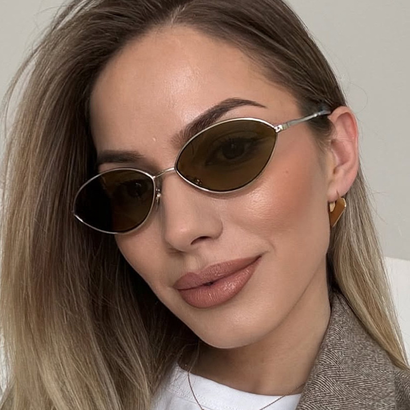 レトロキャットアイ女性用サングラス、ブランドデザイン、オーバ - Sunglasses Cat Eye のレビューと価格